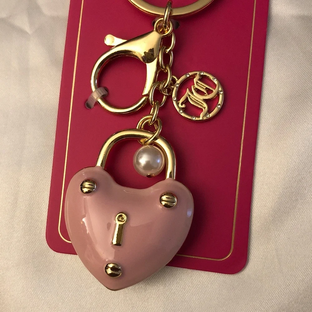 Juicy Couture Gold Tone & Pink Enamel Padlock Heart Keychain Bag Charm NWT
